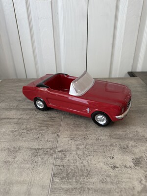 Vintage Car from Aladdin's Floral in Idaho Falls